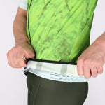Load image into Gallery viewer, FULLY TAPED WATERPROOF SEAMS WINDTEX LITE CYCLING WIND VEST
