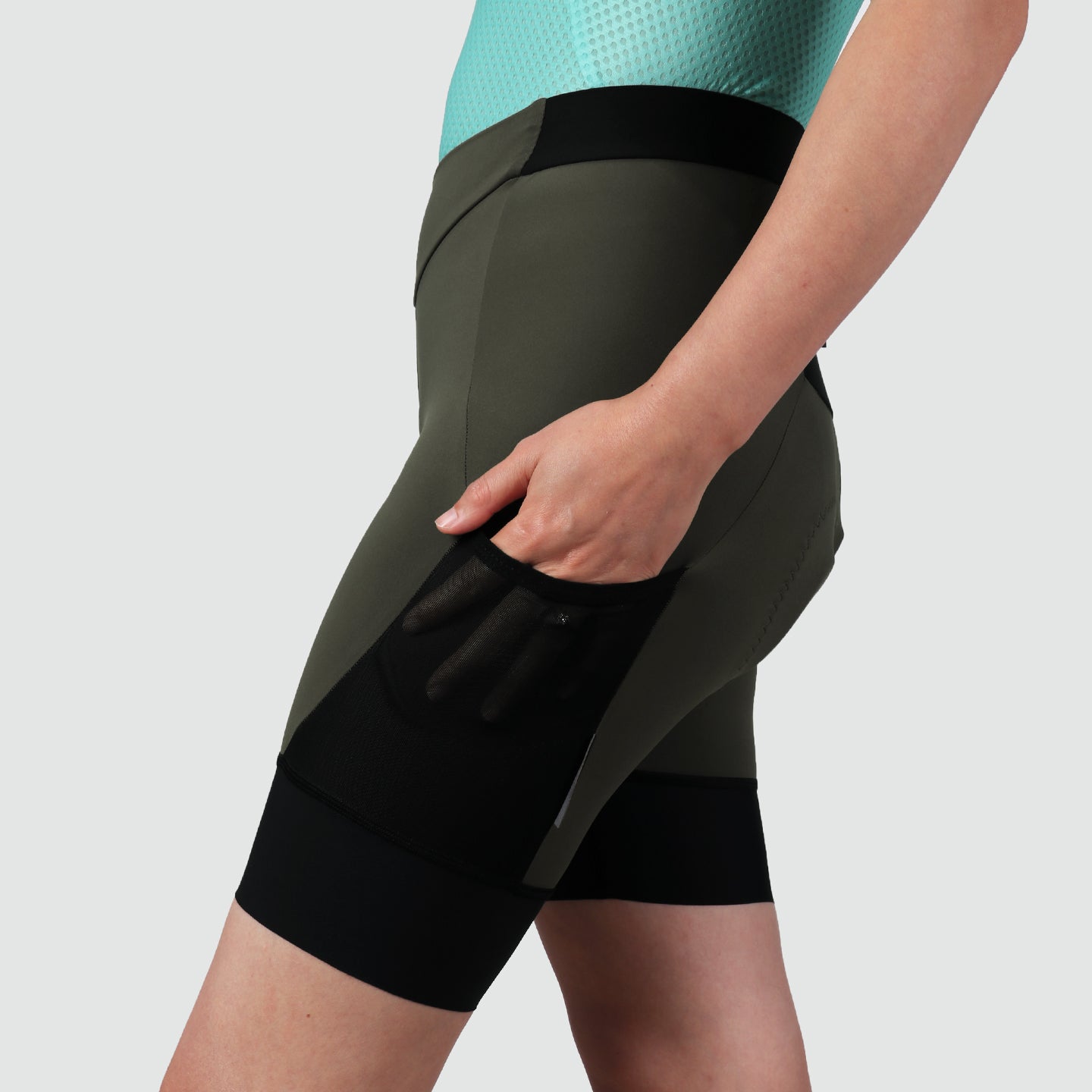 VELO FIT CARGO SHORTS